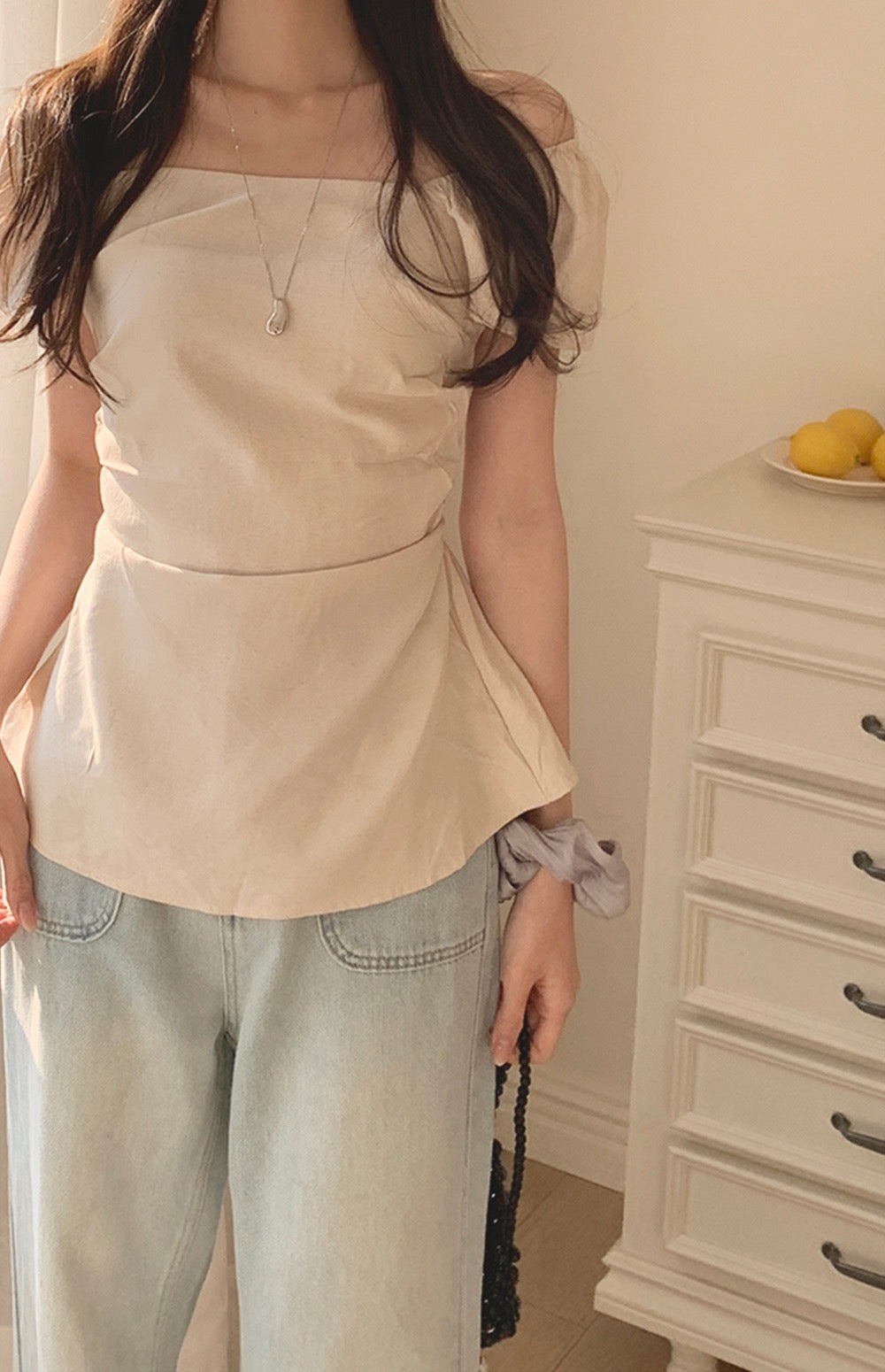 甜美收腰露肩top