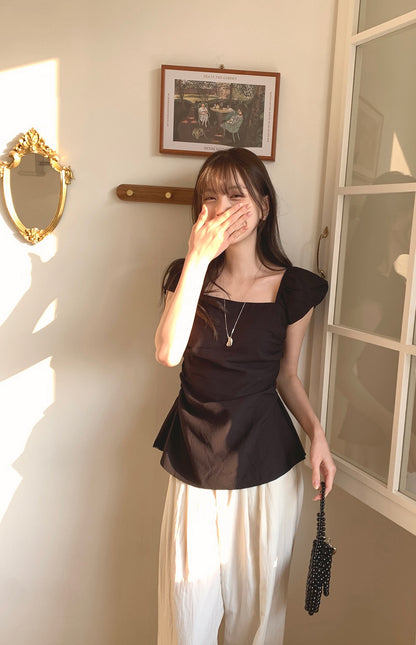 甜美收腰露肩top