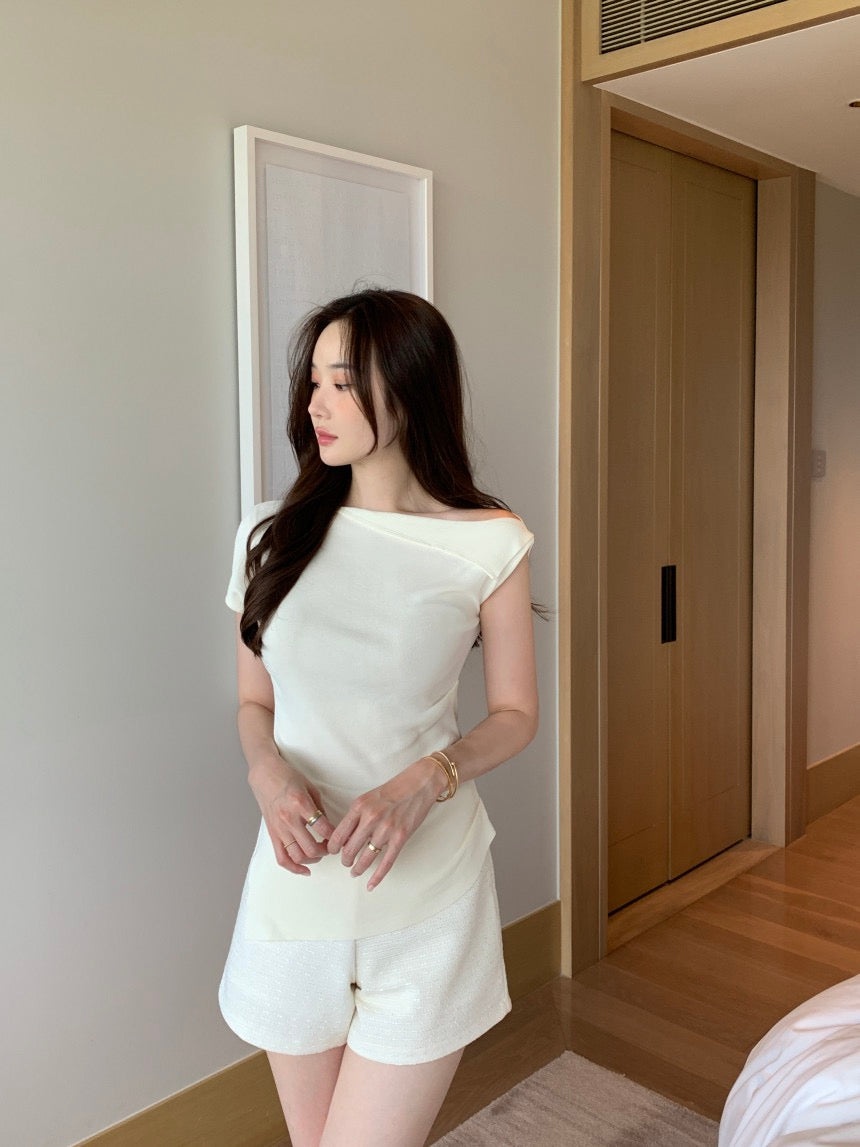 Asymmetrical Neckline Off-Shoulder Side Ruched Knit Top