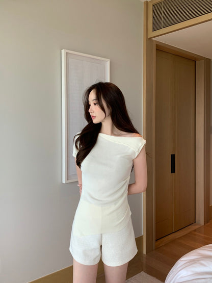 Asymmetrical Neckline Off-Shoulder Side Ruched Knit Top