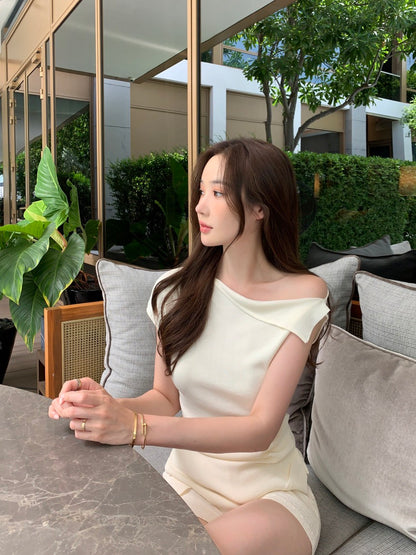 Asymmetrical Neckline Off-Shoulder Side Ruched Knit Top