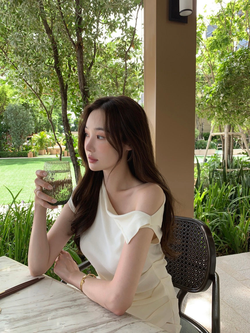 Asymmetrical Neckline Off-Shoulder Side Ruched Knit Top