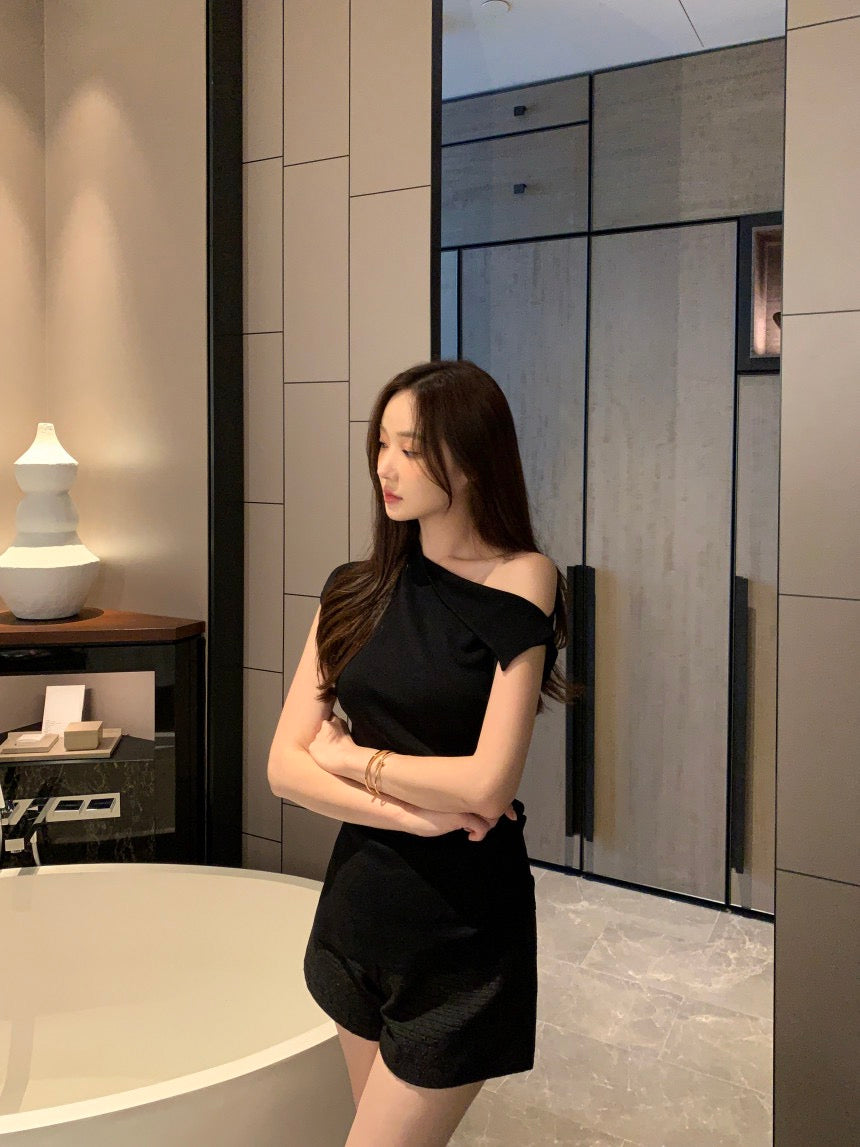 Asymmetrical Neckline Off-Shoulder Side Ruched Knit Top