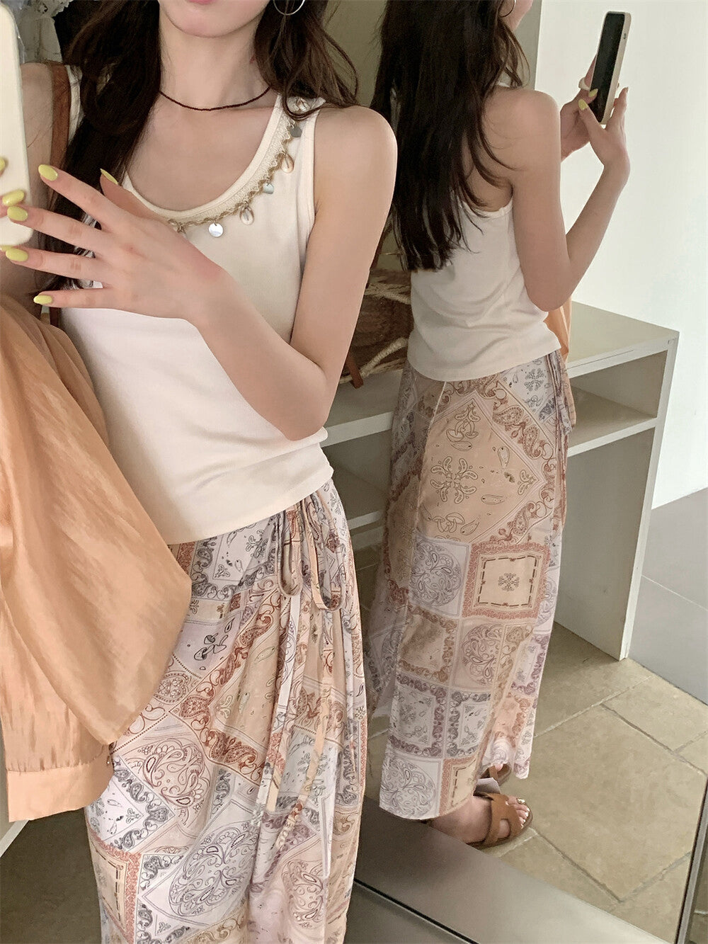 Exquisite Shell Beaded Vest