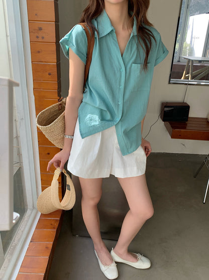 万能な質感のコットンリネンシャツ