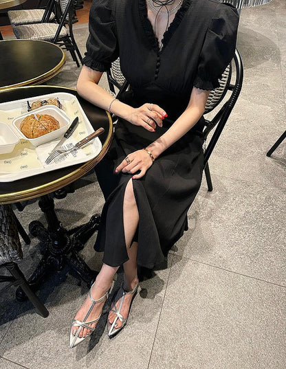 Vネックフリルスリットワンピース