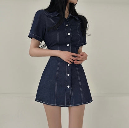 翻領單排扣明顯收腰牛仔連身裙