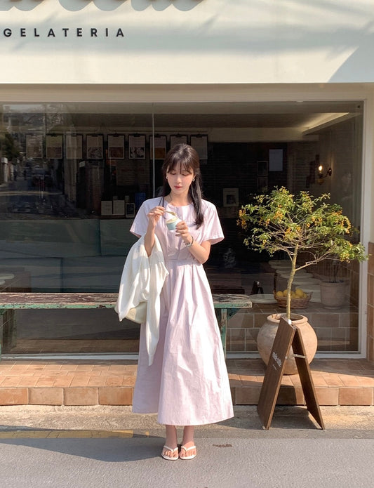 圓領收腰顯瘦連身裙