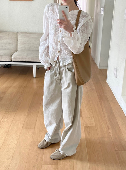 ラウンドネックレース刺繍ブラウス