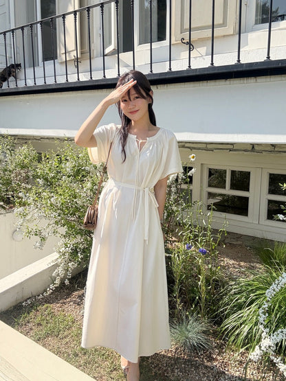 Minimalist Chic Crew Neck Dress