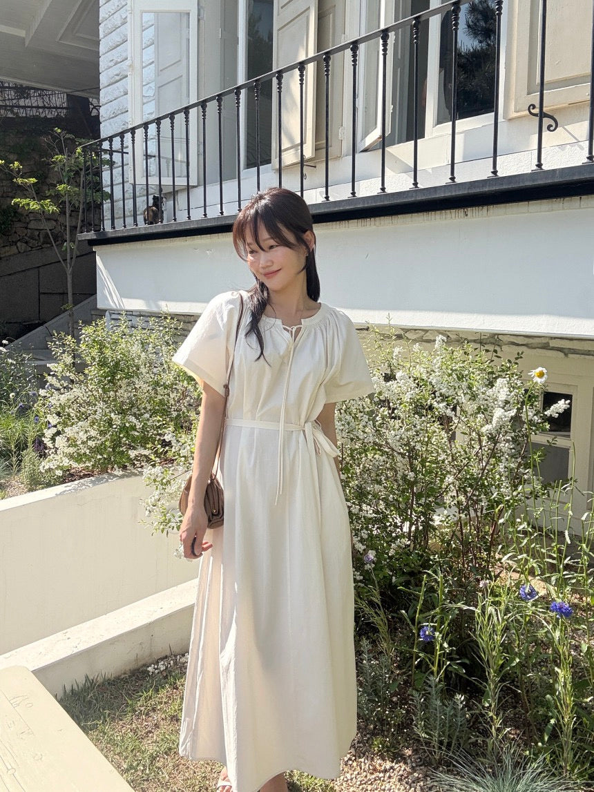 Minimalist Chic Crew Neck Dress