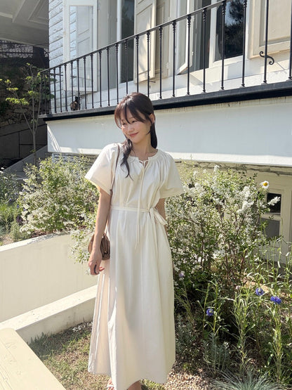 Minimalist Chic Crew Neck Dress