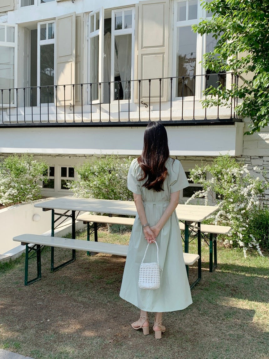 Minimalist Chic Crew Neck Dress