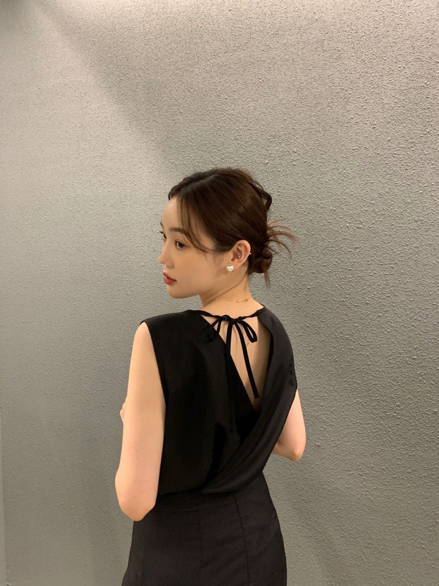 Backless Lace-Up Sleeveless Top