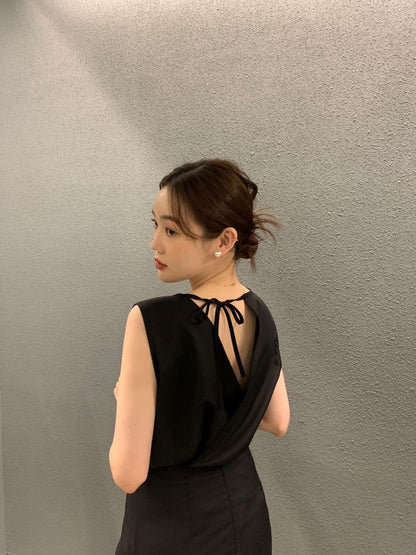 Backless Lace-Up Sleeveless Top