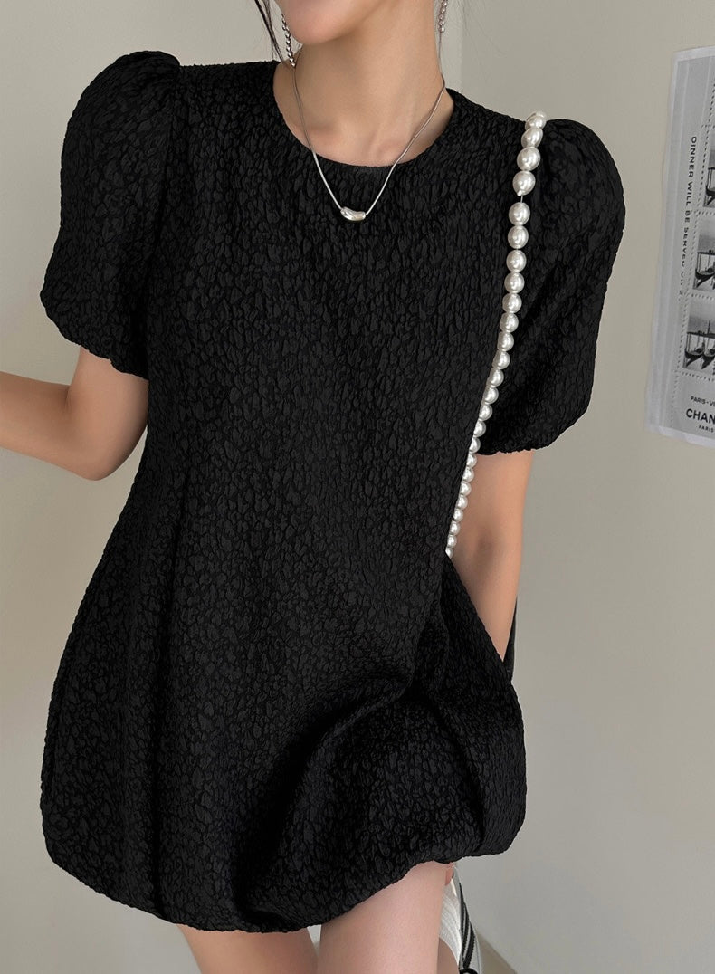 肌理感收腰顯瘦花苞連身裙