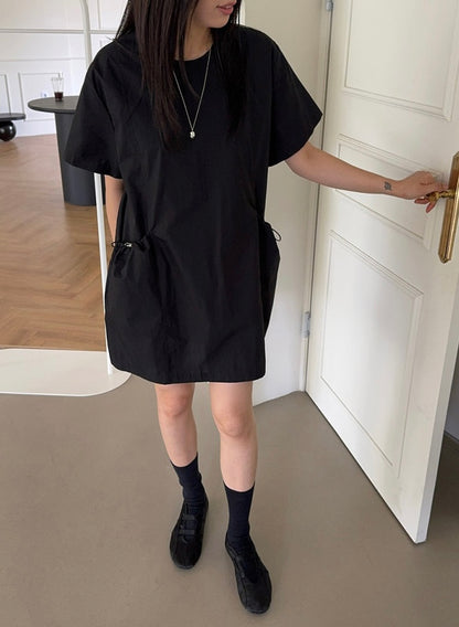 大口袋抽繩寬鬆連身裙