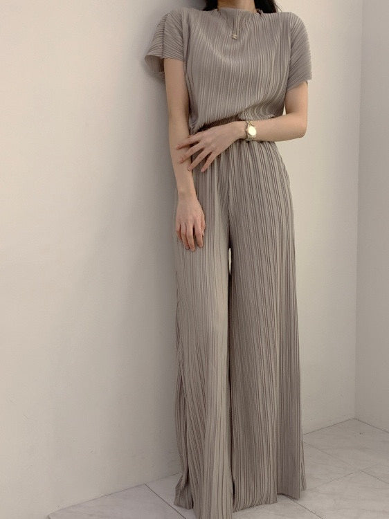Loose Ruched Top + Flowing Wide-Leg Pants Set