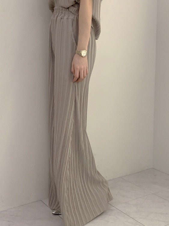 Loose Ruched Top + Flowing Wide-Leg Pants Set