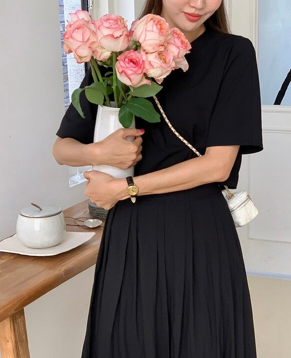 壓褶寬鬆短袖恤衫+高腰百褶半身裙set