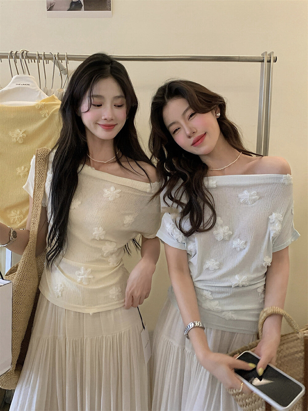 立體花朵刺繡一字肩top