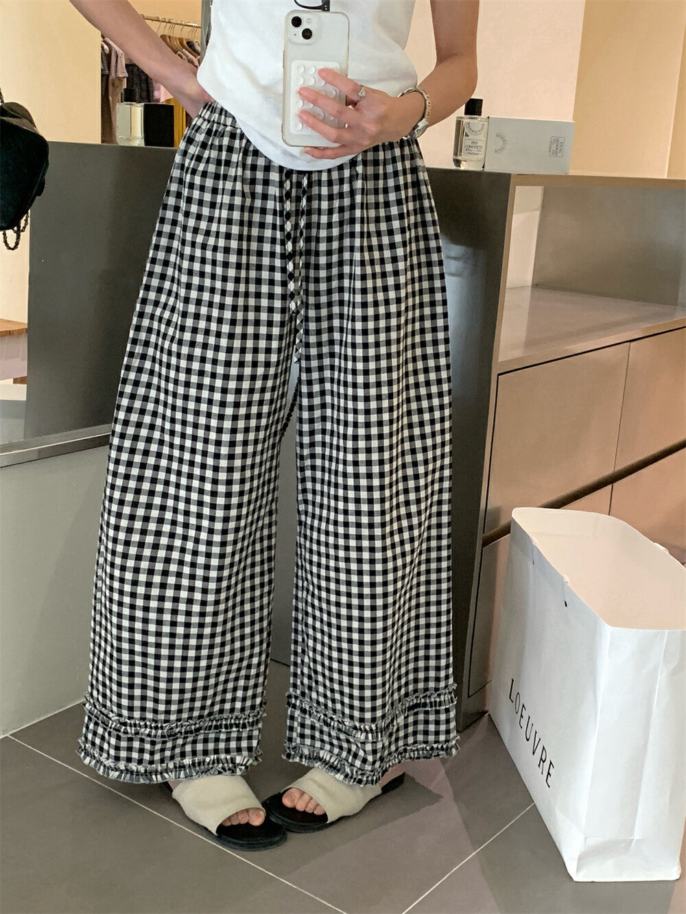 Korean-style ruffle trim wide-leg pants