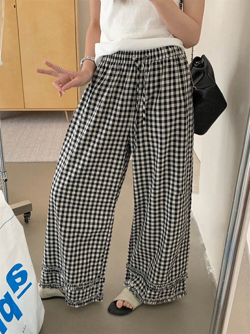 Korean-style ruffle trim wide-leg pants