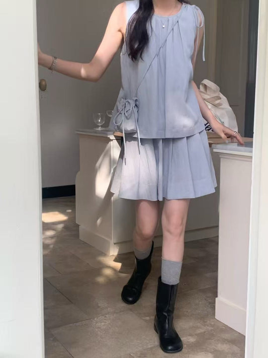 Cute Sleeveless Tank Top + High-Waisted Skirt Set