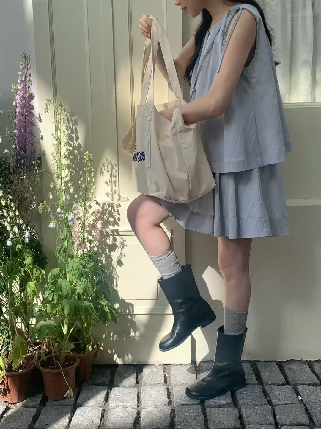 Cute Sleeveless Tank Top + High-Waisted Skirt Set