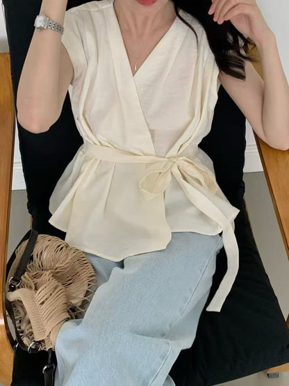 系帶交叉V領收腰百搭恤衫