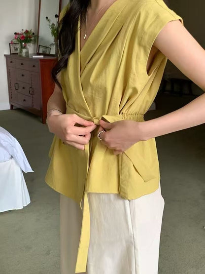系帶交叉V領收腰百搭恤衫