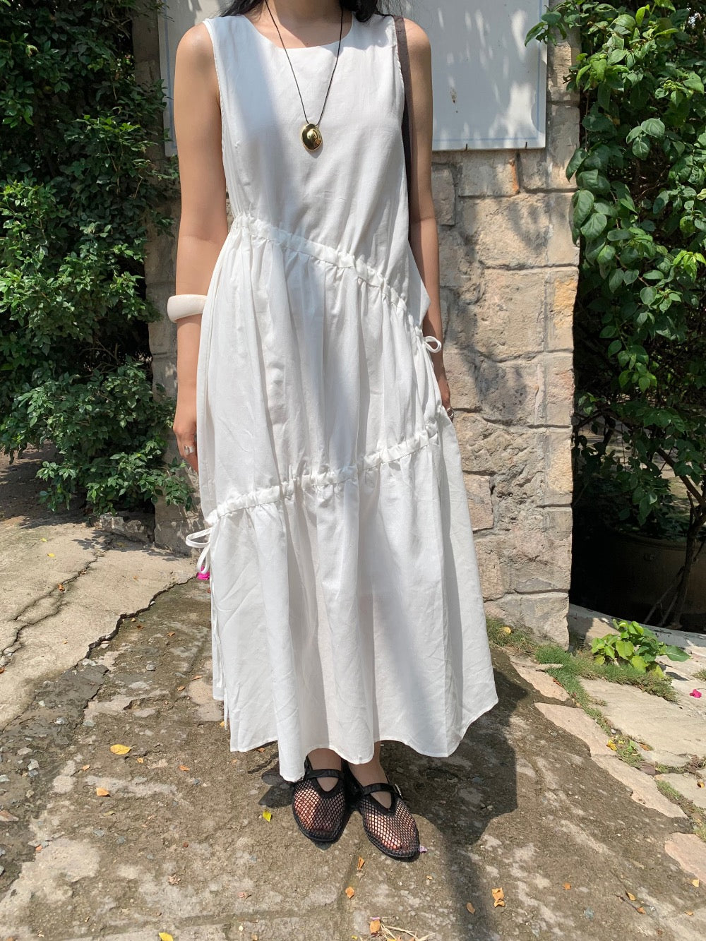 不規則抽繩無袖連身裙