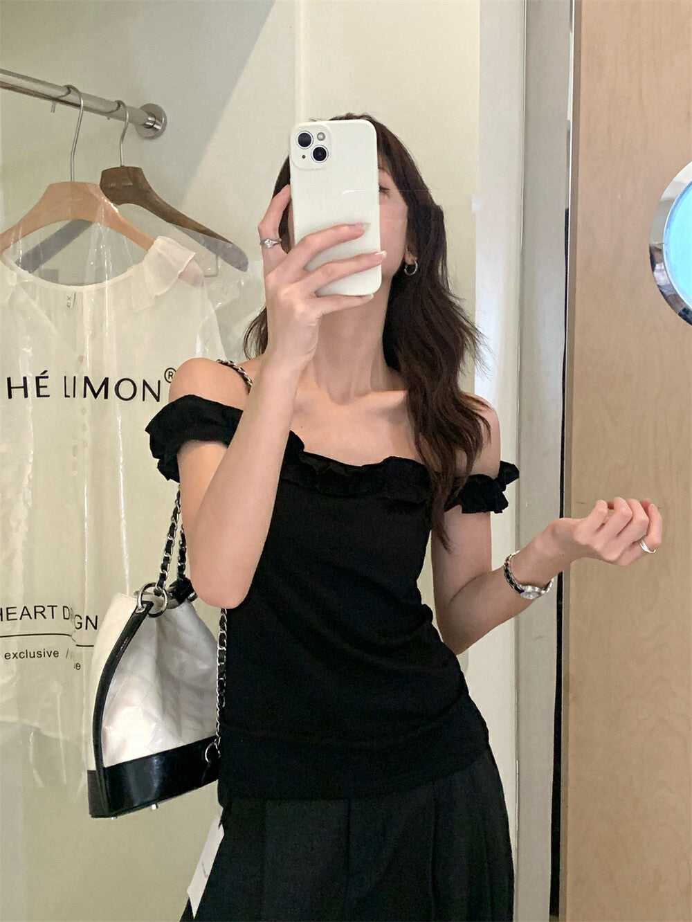 花邊一字肩修身顯瘦top