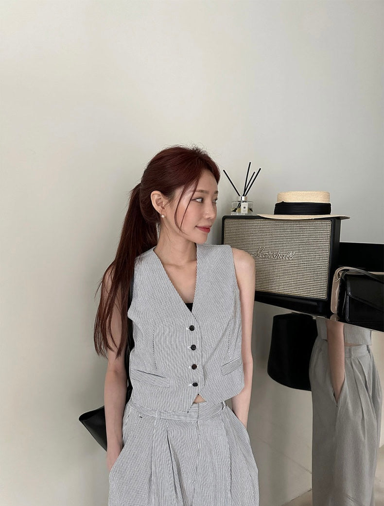 V領條紋馬甲+高腰壓褶休閒褲set