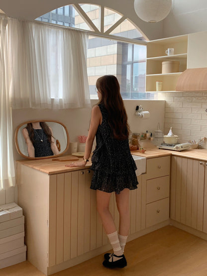 俏皮碎花背心連身裙