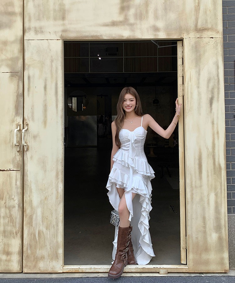 不規則荷葉邊吊帶裙