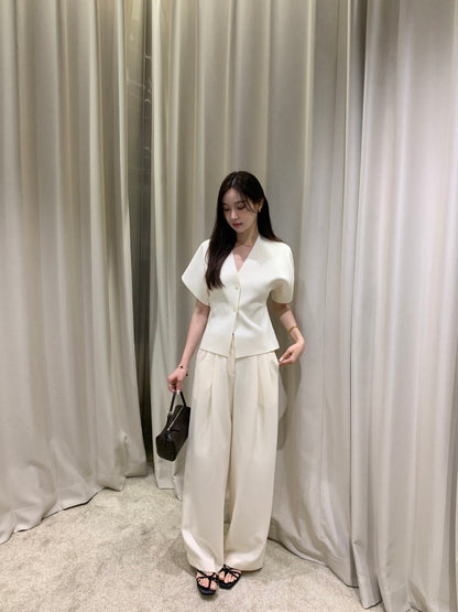 Minimalist V-Neck Knit Cardigan
