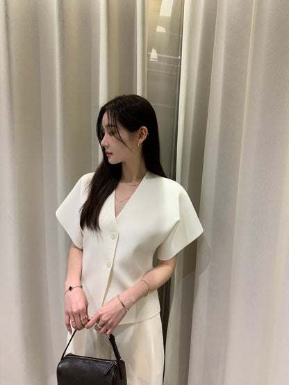 Minimalist V-Neck Knit Cardigan