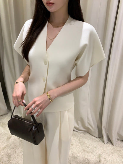 Minimalist V-Neck Knit Cardigan