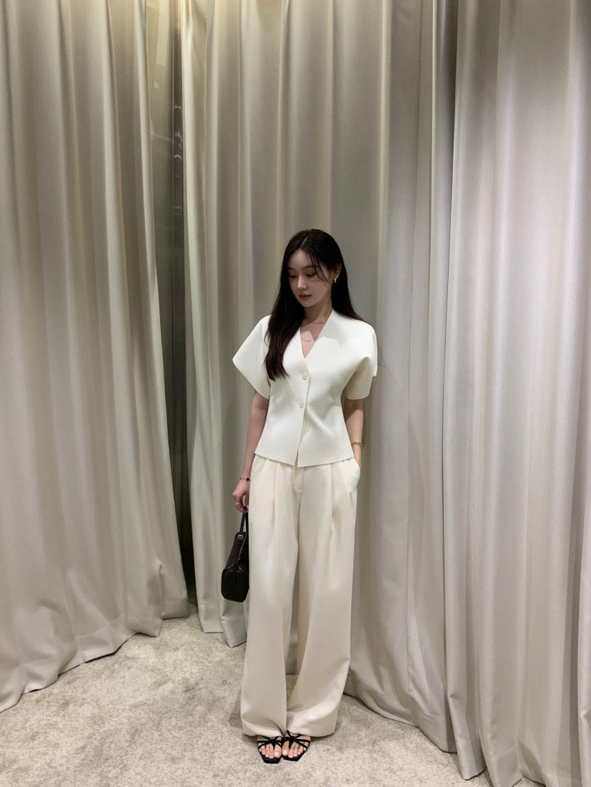 Minimalist V-Neck Knit Cardigan