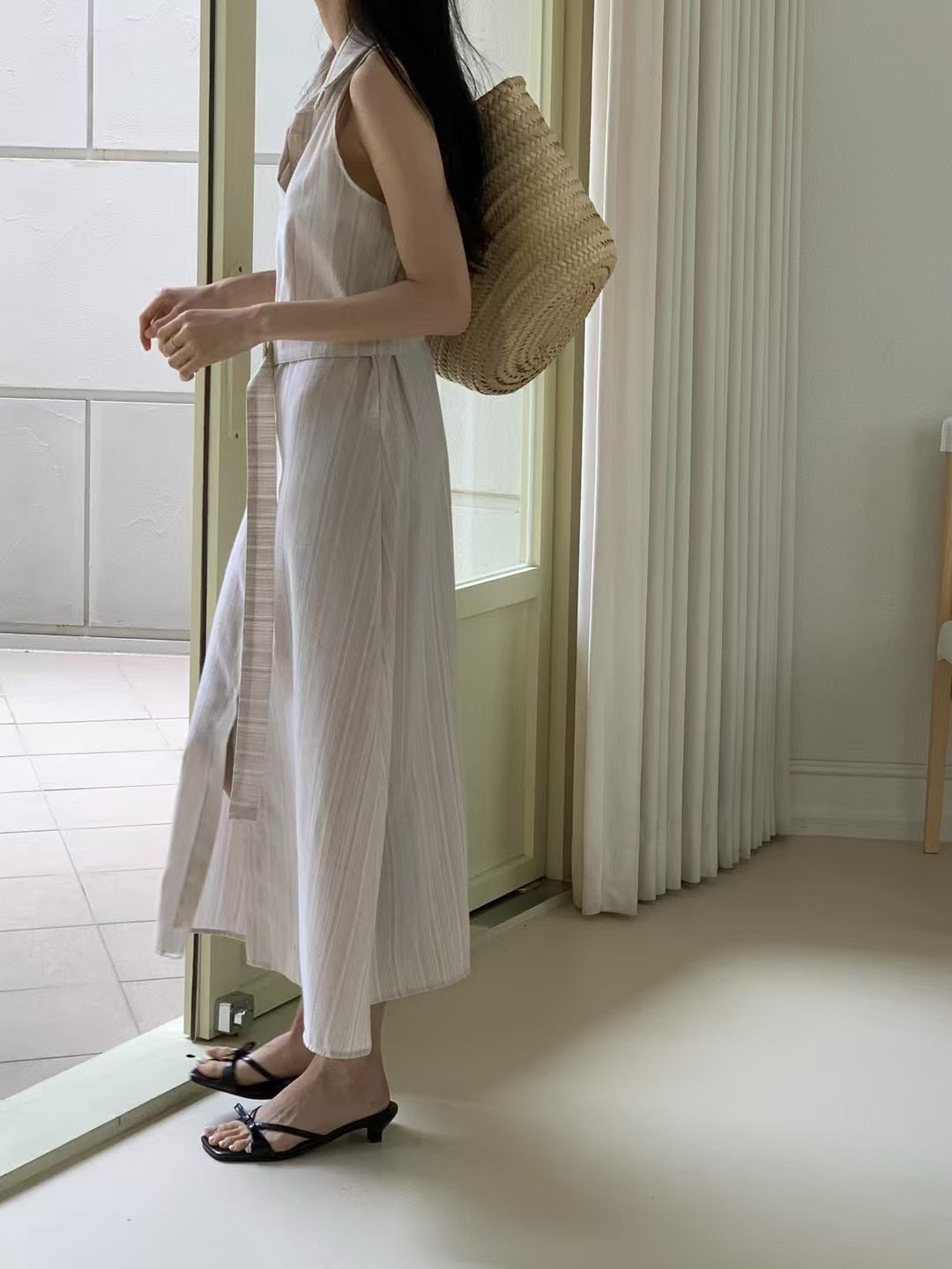 無袖單排扣條紋連身裙