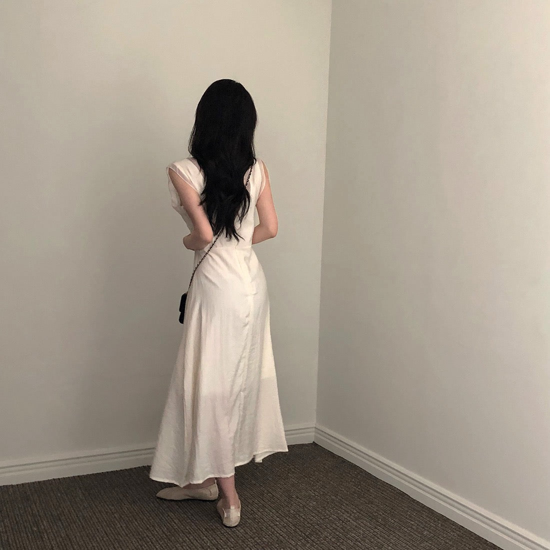 V領拼接無袖連身裙