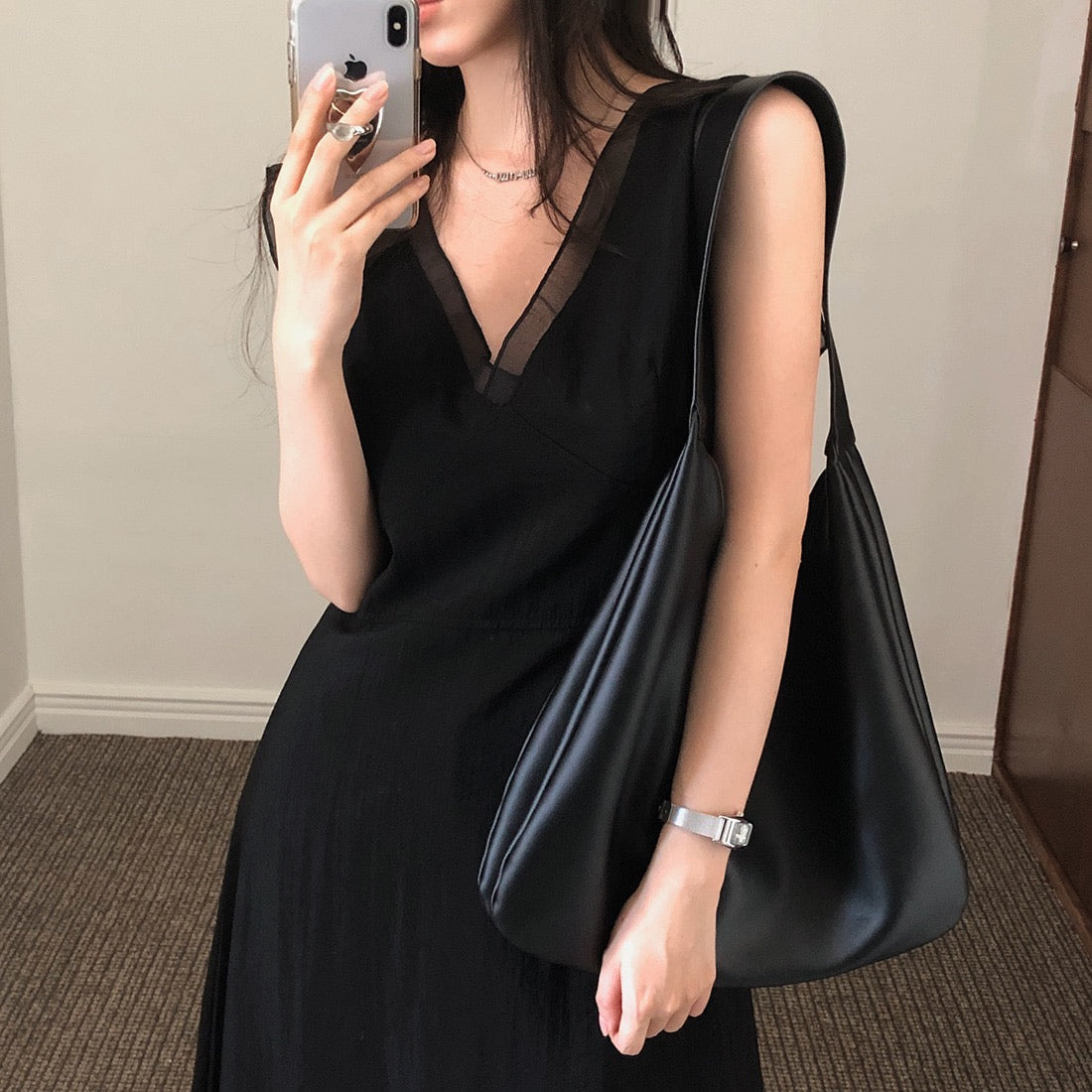 V領拼接無袖連身裙
