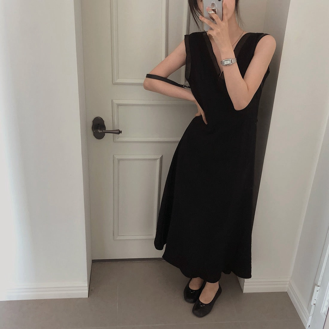 V領拼接無袖連身裙