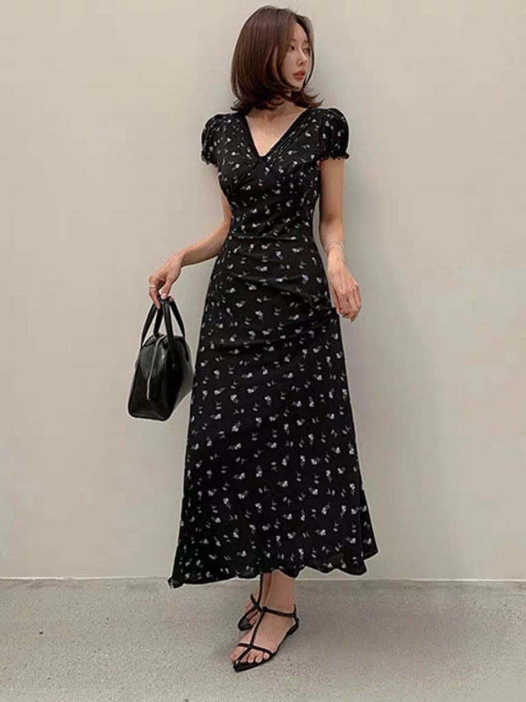 田園小碎花收腰泡泡袖連身裙