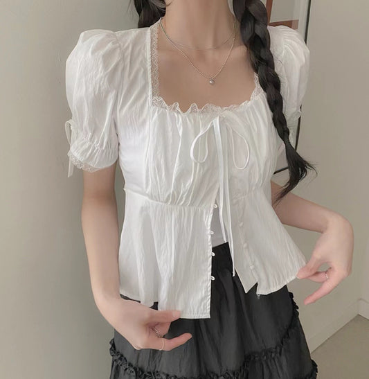 方領蕾絲拼接雪紡恤衫