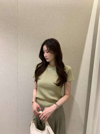 Irregular Pattern Lightweight Knit Top