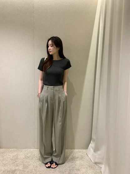 Irregular Pattern Lightweight Knit Top