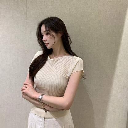Irregular Pattern Lightweight Knit Top