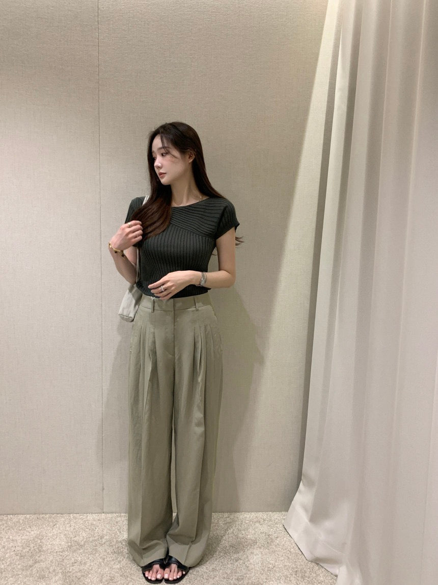 Irregular Pattern Lightweight Knit Top